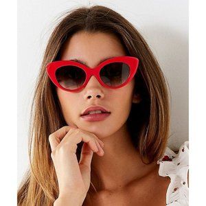 CRAP Sunglasses – The Wild Gift Cat Eye – Red